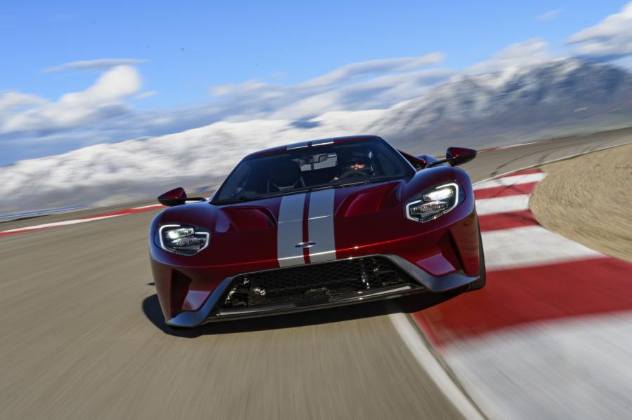  Ford GT 2017 года  (фото 12 из 65)